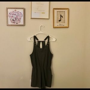 Grape leaf jump suit